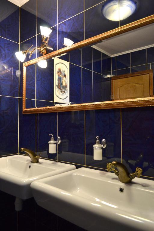 Motel Sacvoyageハルキウ エクステリア 写真